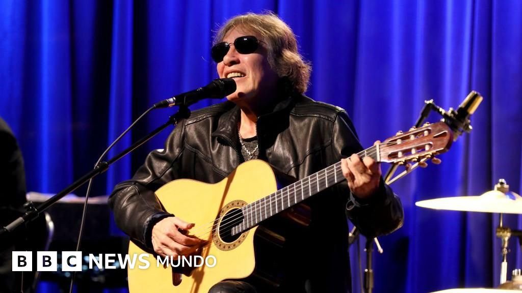 La fascinante historia de "Feliz Navidad" de José Feliciano, el himno navideño latino más exitoso.