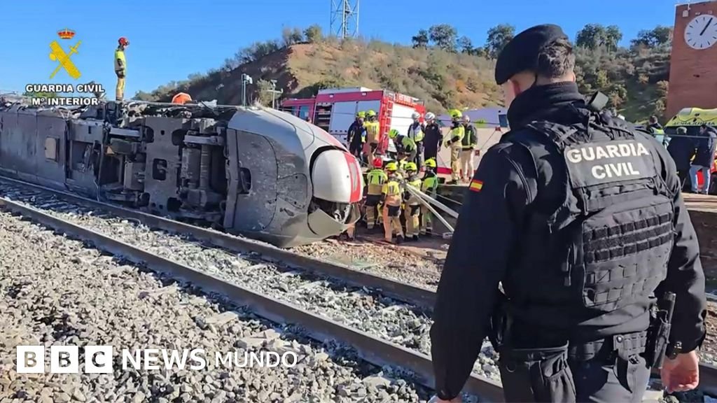El accidente de tren en España: respuestas a 5 preguntas cruciales sobre el descarrilamiento que dejó 39 víctimas mortales