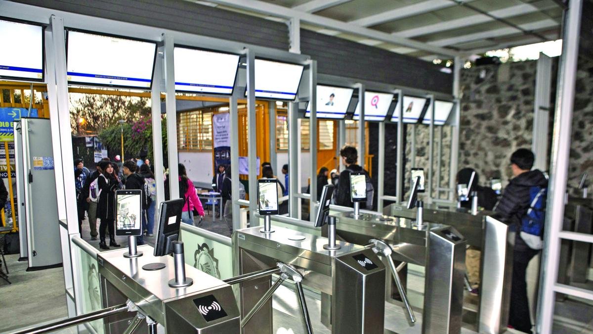 CCH Oriente implementará torniquetes de acceso