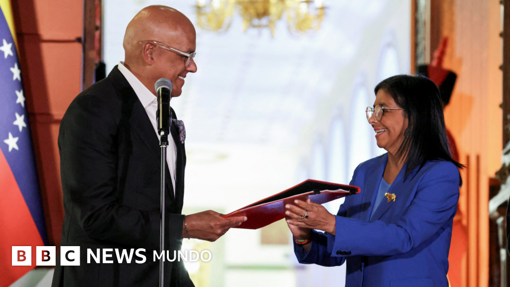 La Asamblea Nacional de Venezuela da luz verde a la ley de amnistía que permite la liberación de cientos de prisioneros.