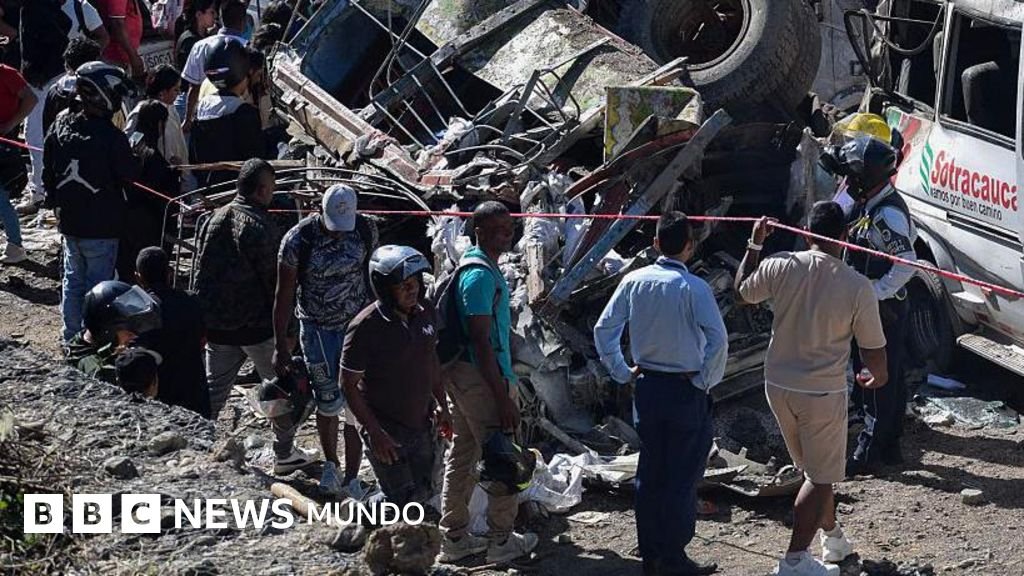 Al menos 19 fallecidos y numerosos heridos por explosiones en el sur de Colombia