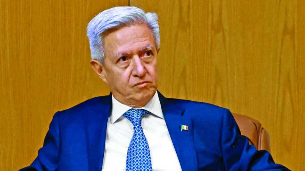 Exdirectores del Cisen destacan las labores de inteligencia realizadas