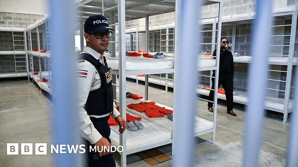 Descubre las impactantes imágenes de la nueva cárcel de máxima seguridad en Costa Rica que replica el modelo del Cecot de Bukele.