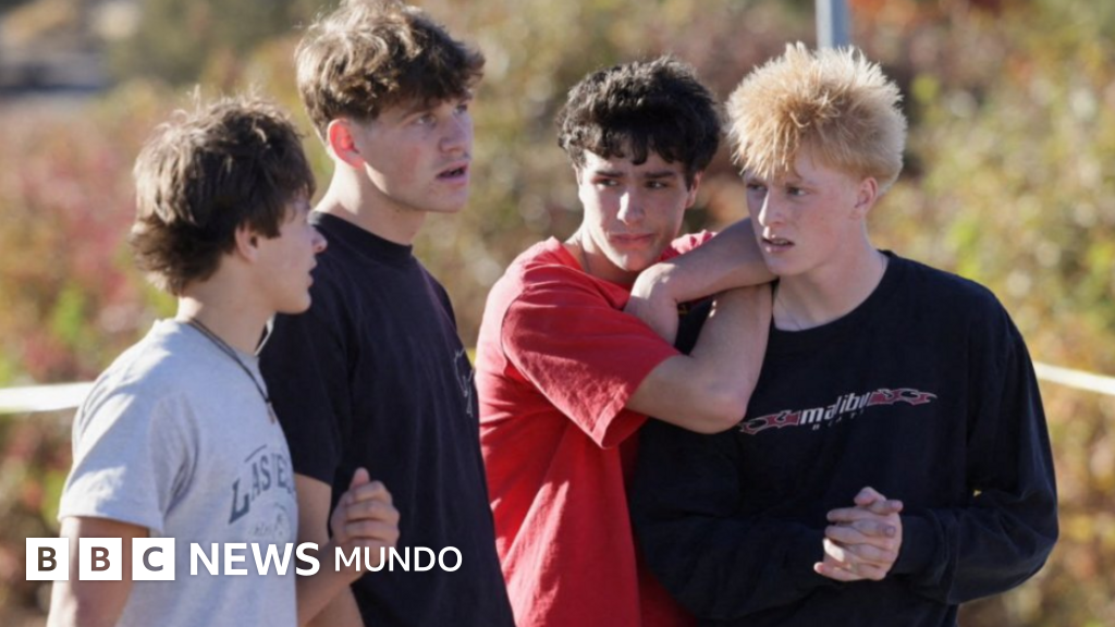 Un joven de 16 años acaba con la vida de 3 niños y un profesor en un tiroteo en una escuela primaria de Oregón